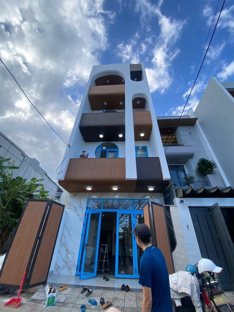 Vệ Sinh Nhà Xưởng & Kho Bãi